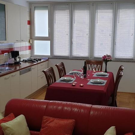 زادار Apartment Sunny Smile المظهر الخارجي الصورة