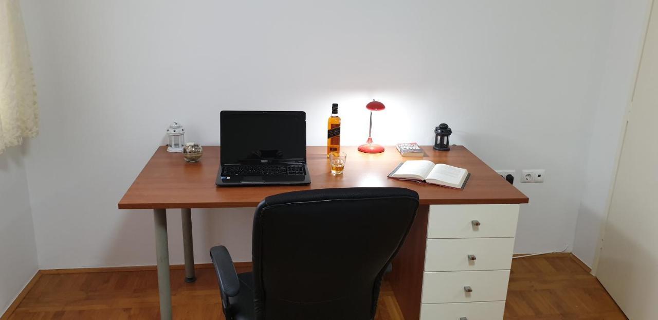 زادار Apartment Sunny Smile المظهر الخارجي الصورة