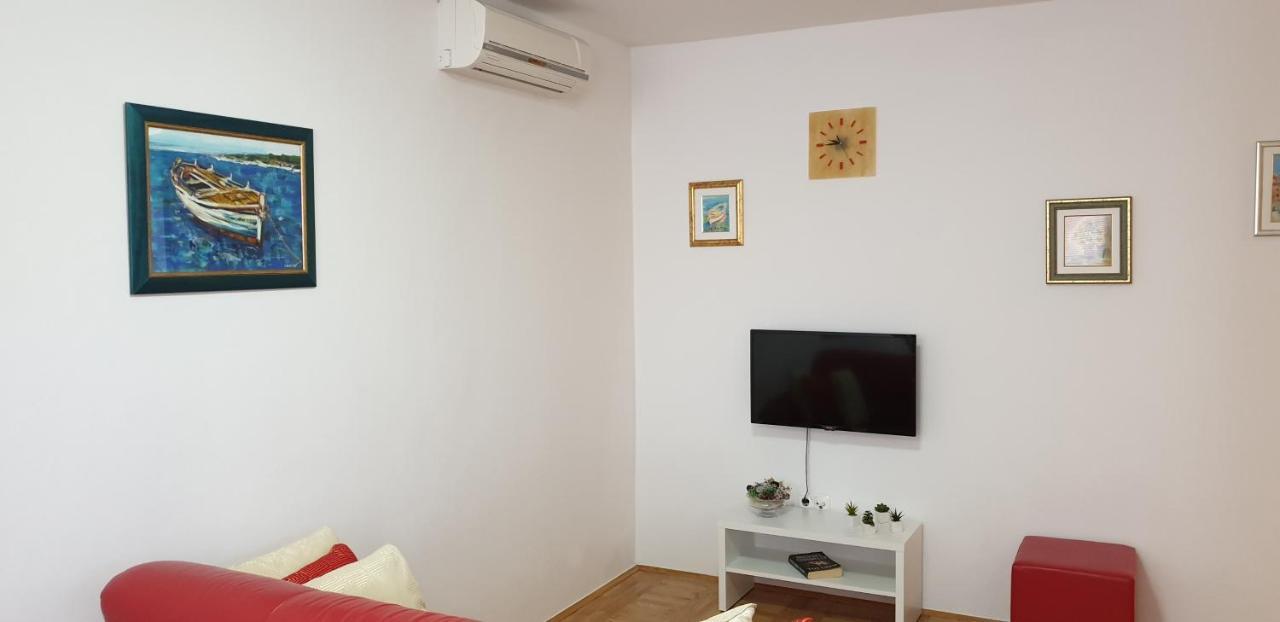 زادار Apartment Sunny Smile المظهر الخارجي الصورة