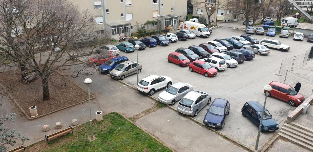 زادار Apartment Sunny Smile المظهر الخارجي الصورة