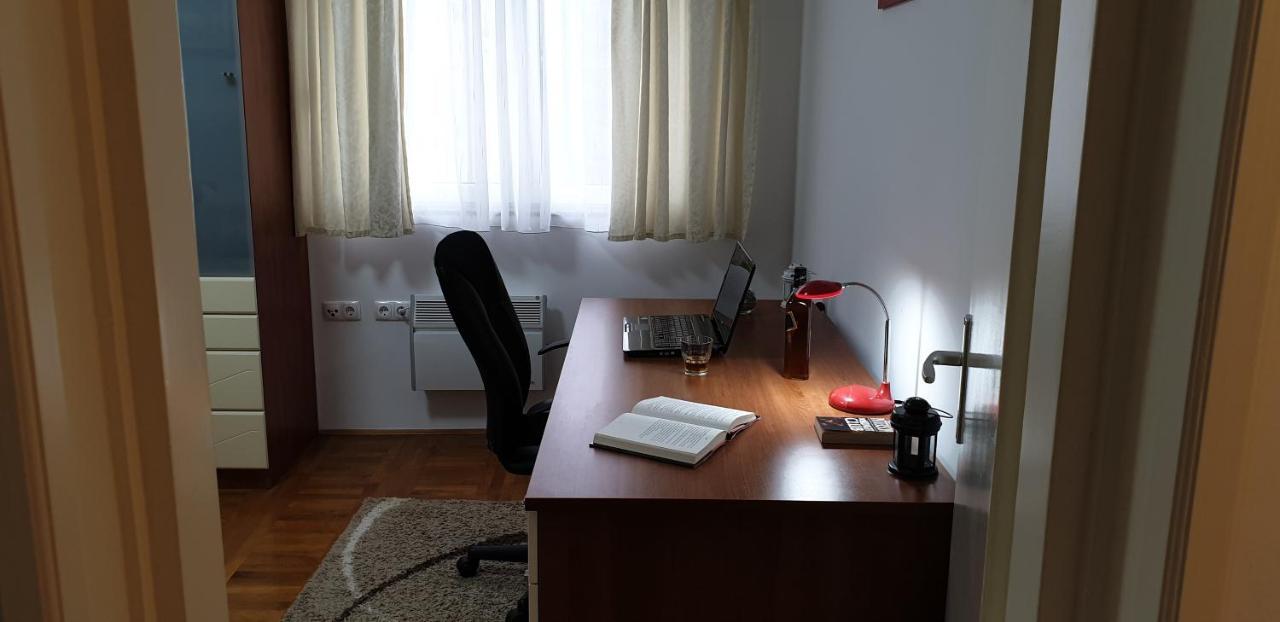 زادار Apartment Sunny Smile المظهر الخارجي الصورة